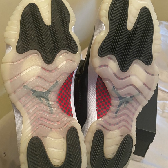 Jordan 11 low - Picture 9 of 11